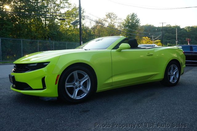 2021 Chevrolet Camaro 2dr Convertible 1LT - 23095031 - 3