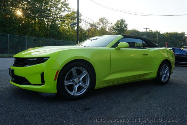 2021 Chevrolet Camaro 2dr Convertible 1LT - 23095031 - 4