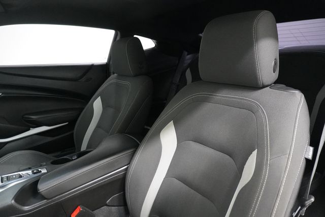 2021 Chevrolet Camaro 2dr Coupe 1LT - 23002594 - 11