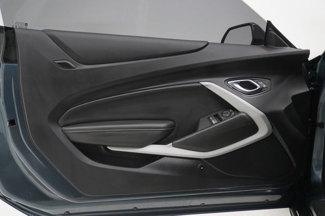 2021 Chevrolet Camaro 2dr Coupe 1LT - 23002594 - 14