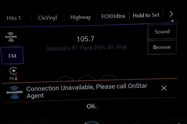 2021 Chevrolet Camaro 2dr Coupe 1LT - 22990785 - 24