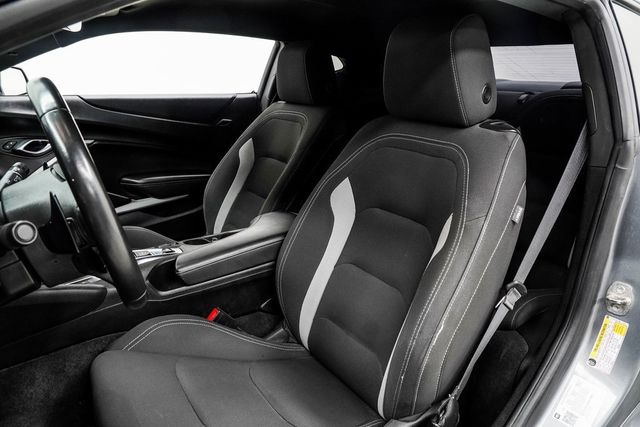 2021 Chevrolet Camaro 2dr Coupe 1LT - 22990785 - 35