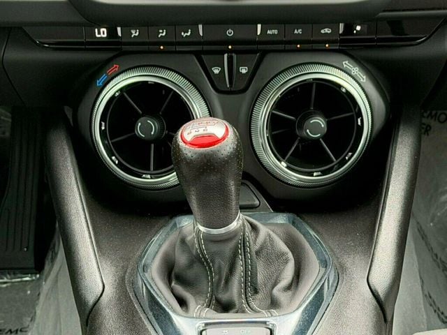 2021 Chevrolet Camaro 2dr Coupe 1LT - 23028509 - 24