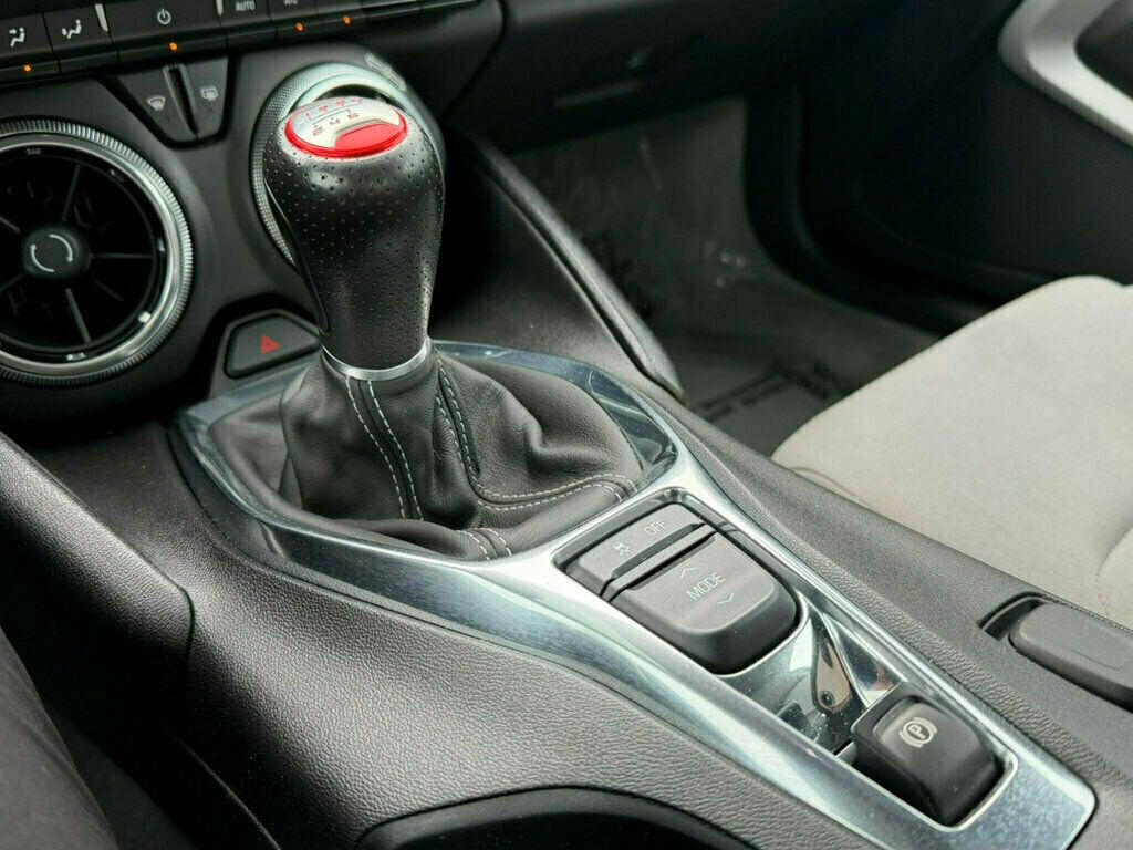 2021 Chevrolet Camaro 2dr Coupe 1LT - 23028509 - 28