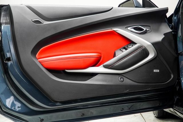 2021 Chevrolet Camaro 2dr Coupe 2LT - 22955978 - 30