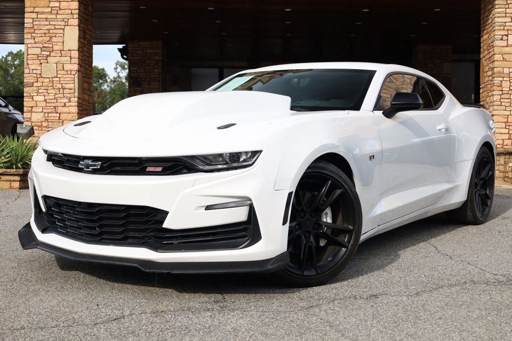 2021 Chevrolet Camaro 2SS photo 2