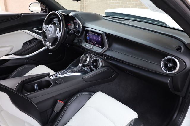 2021 Chevrolet Camaro 2dr Coupe 2SS - 22908432 - 25