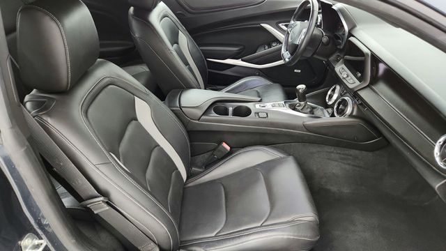 2021 Chevrolet Camaro 2dr Coupe 3LT w/ RS Pkg, Upgraded Engine & Performance Exhaust - 22944674 - 20