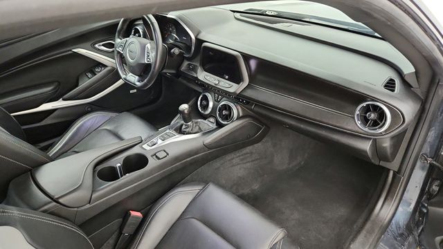 2021 Chevrolet Camaro 2dr Coupe 3LT w/ RS Pkg, Upgraded Engine & Performance Exhaust - 22944674 - 21