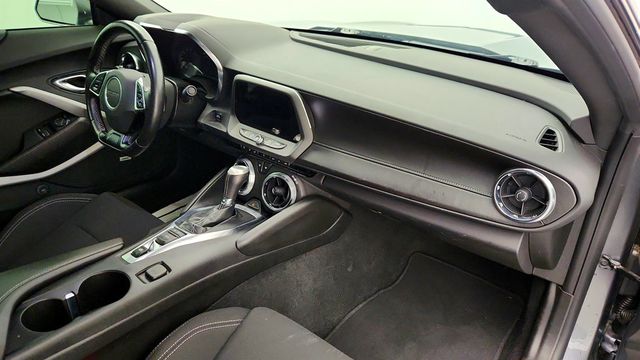 2021 Chevrolet Camaro 2dr Coupe LT1 - 23009554 - 21