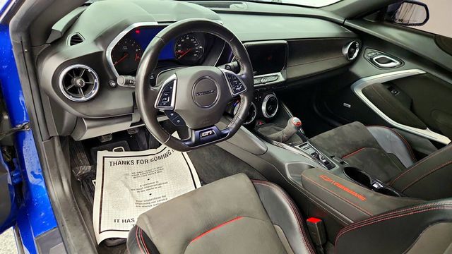 2021 Chevrolet Camaro 2dr Coupe LT1 with Upgraded Brakes + RS & Technology Packages - 22961963 - 11