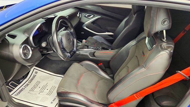 2021 Chevrolet Camaro 2dr Coupe LT1 with Upgraded Brakes + RS & Technology Packages - 22961963 - 20