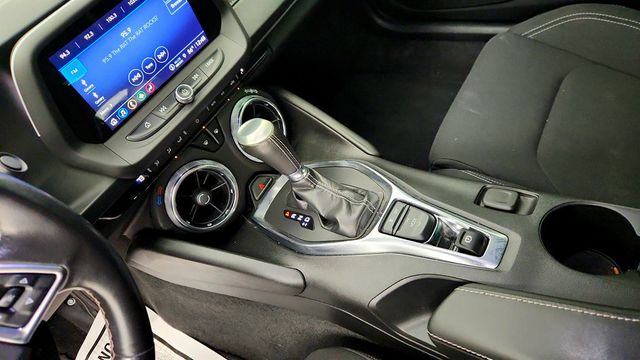 2021 Chevrolet Camaro 2dr Coupe LT1 w/ RS & Technology Pkgs + Dual-Mode Perf. Exhaust - 23009554 - 13