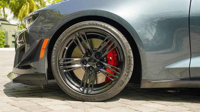 2021 Chevrolet Camaro 2dr Coupe ZL1 - 22858311 - 30