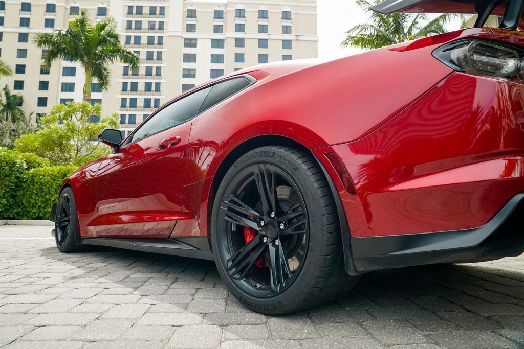 2021 Chevrolet Camaro Coupe ZL1 photo 31