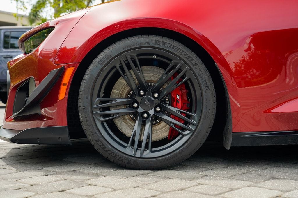2021 Chevrolet Camaro Coupe ZL1 photo 37