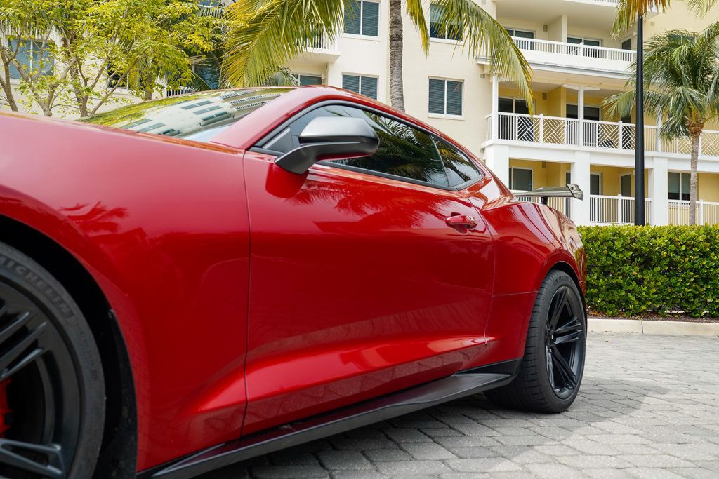 2021 Chevrolet Camaro Coupe ZL1 photo 38