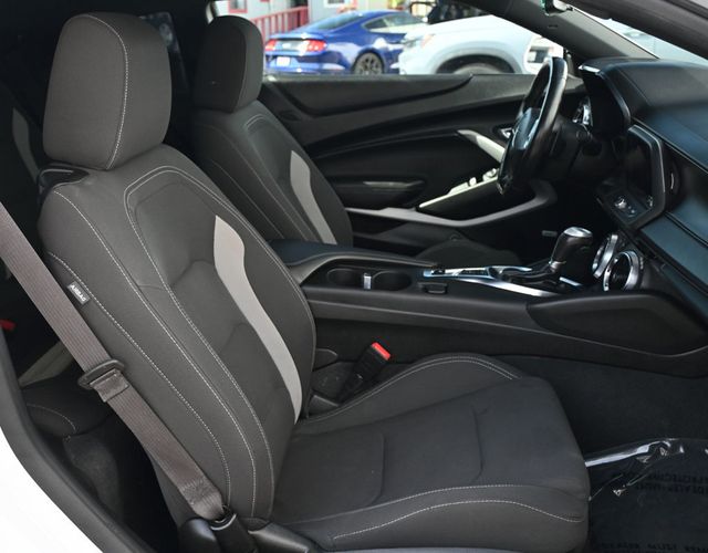 2021 Chevrolet Camaro LT - 22990849 - 16