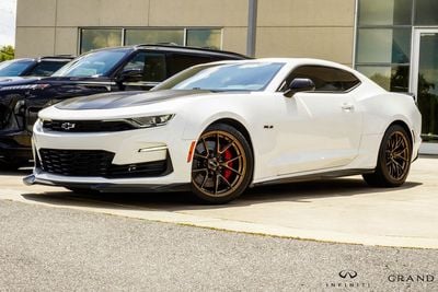 2021 Chevrolet Camaro - 1G1FE1R74M0127172