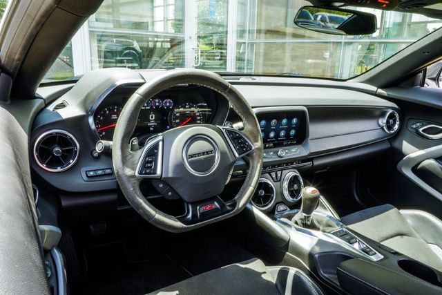2021 Chevrolet Camaro SS - 23045576 - 4