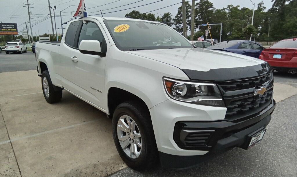 2021 Chevrolet Colorado LT photo 5