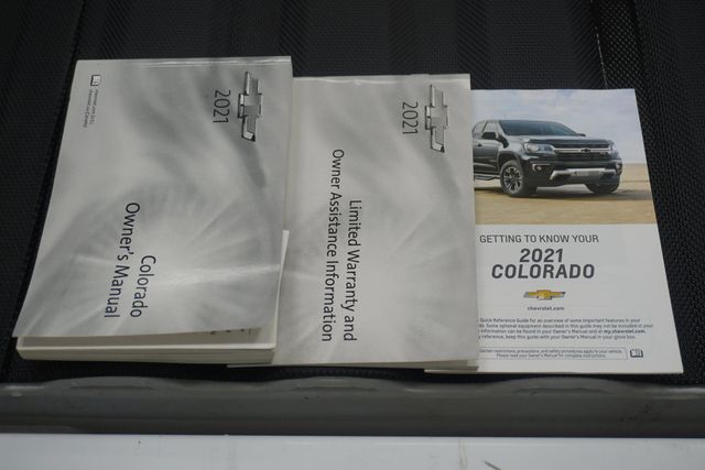 2021 Chevrolet Colorado 4WD Crew Cab 128" LT - 23030652 - 21