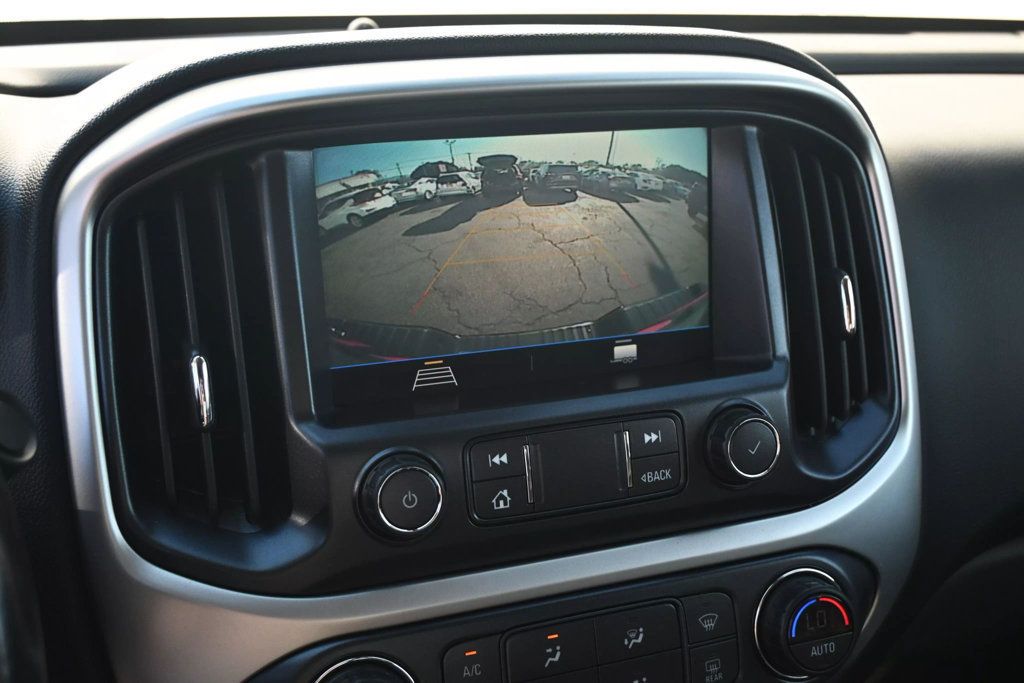 2021 Chevrolet Colorado LT photo 11