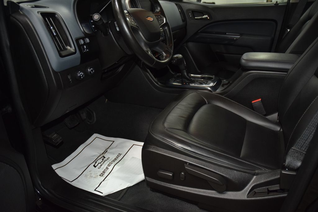 2021 Chevrolet Colorado Z71 - 23000742 - 39
