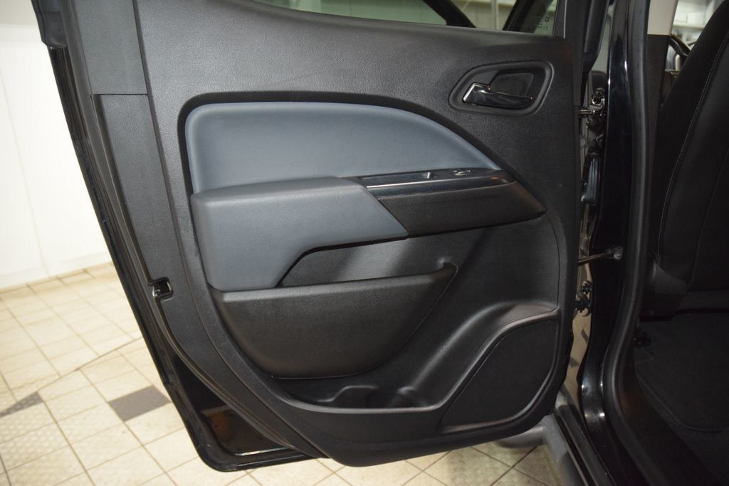 2021 Chevrolet Colorado Z71 - 23000742 - 43