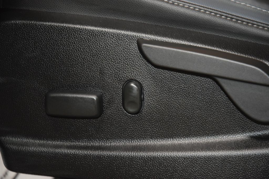 2021 Chevrolet Colorado Z71 - 23004500 - 41