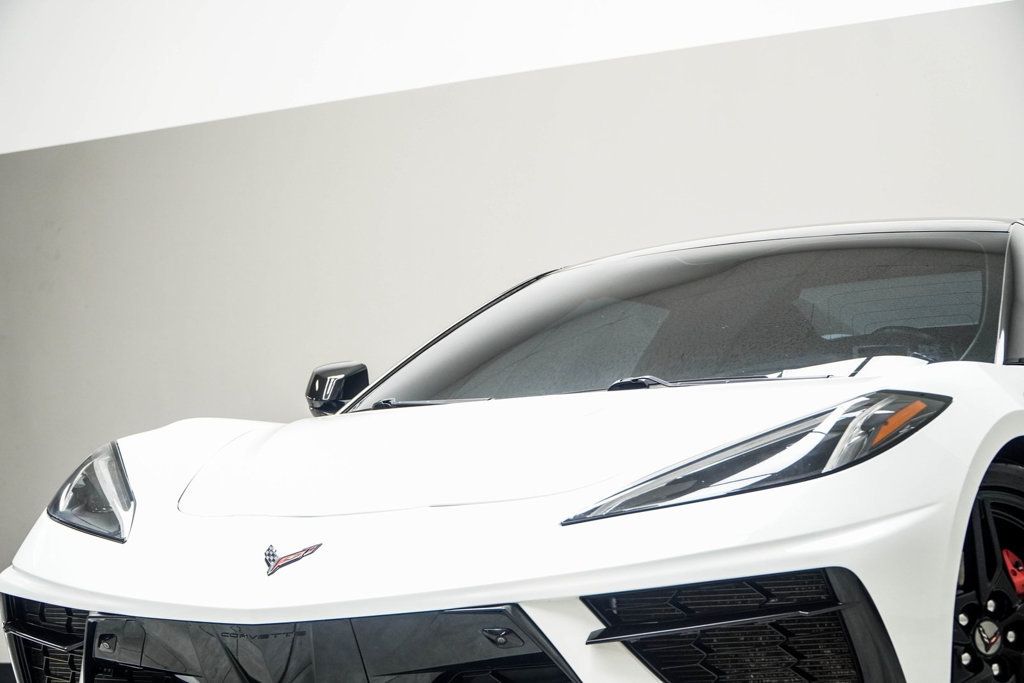 2021 Chevrolet Corvette Stingray Convertible 2LT photo 2