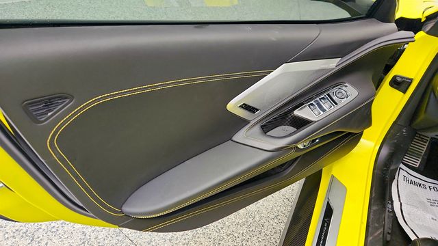 2021 Chevrolet Corvette 2dr Stingray Convertible w/3LT, Z51 Perf Pkg & Adjustable Lift - 22990287 - 10