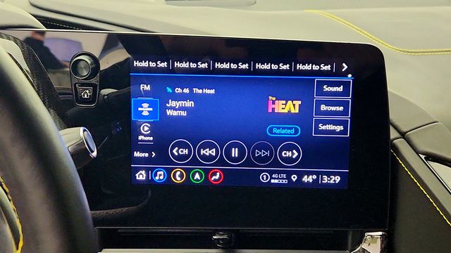 2021 Chevrolet Corvette 2dr Stingray Convertible w/3LT, Z51 Perf Pkg & Adjustable Lift - 22990287 - 17