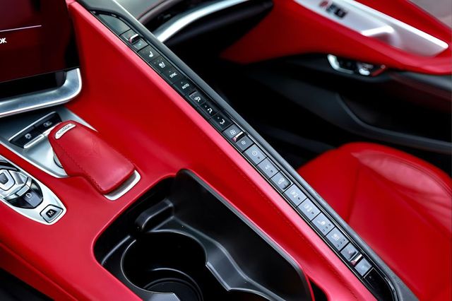 2021 Chevrolet Corvette 2dr Stingray Coupe w/2LT - 22992404 - 23