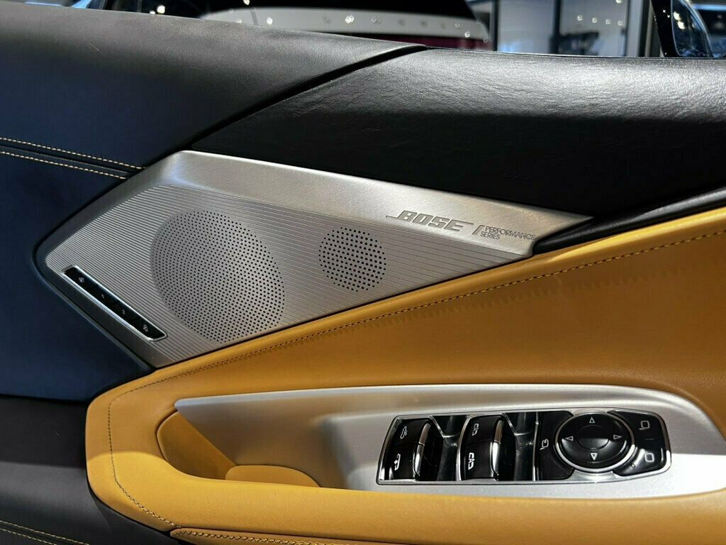 2021 Chevrolet Corvette 3LT/Adj.FrontLiftw/Memory/RearParkAssist/CarbonFlashAccents - 23068809 - 18
