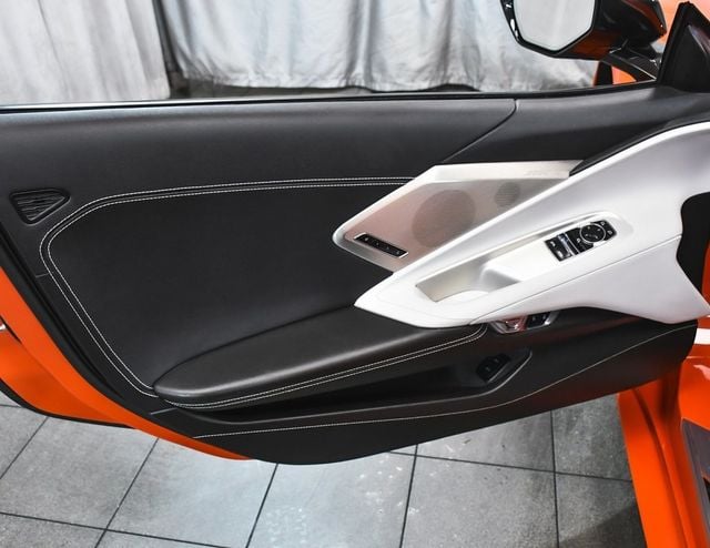 2021 Chevrolet Corvette Stingray - 22960268 - 10