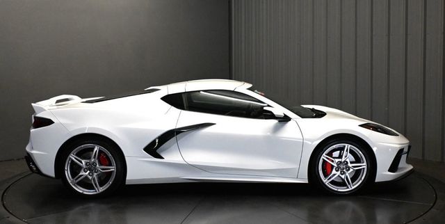 2021 Chevrolet Corvette Stingray Coupe w/2LT Z51 Performance Package GT2 Bucket Seats - 23067312 - 3