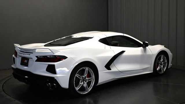2021 Chevrolet Corvette Stingray Coupe w/2LT Z51 Performance Package GT2 Bucket Seats - 23067312 - 4