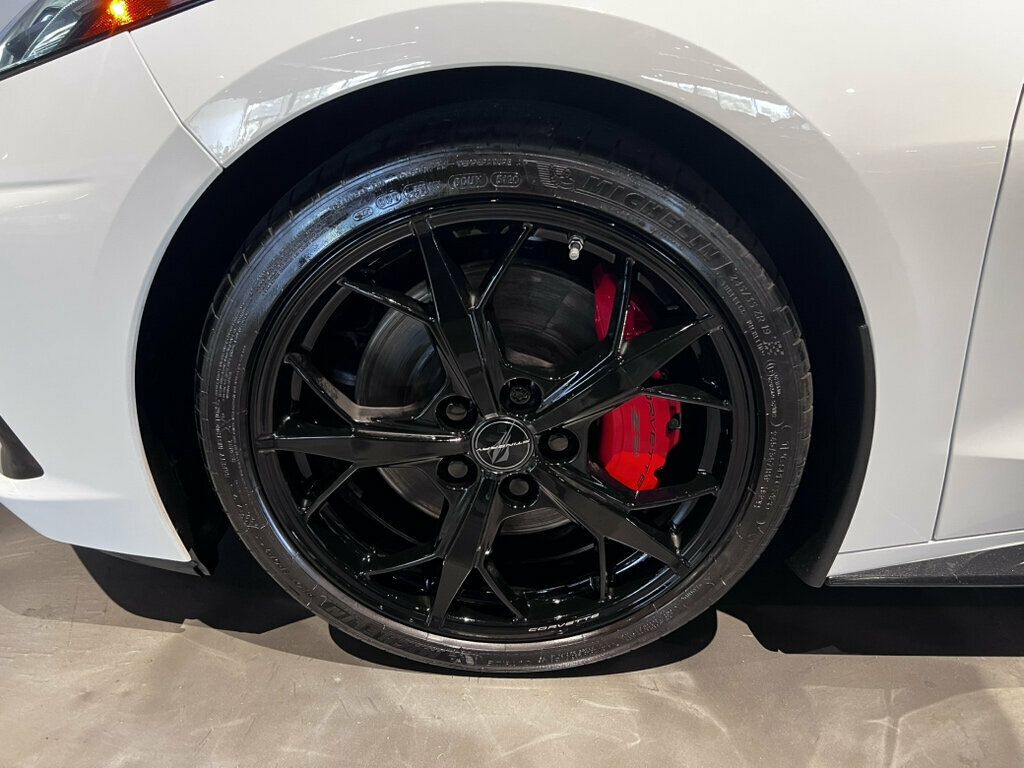 2021 Chevrolet Corvette Z51PerformancePkg/CarbonRoof/PerformanceExhaust/RedCalipers - 23070017 - 24
