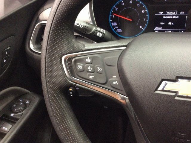 2021 Chevrolet Equinox LS photo 11