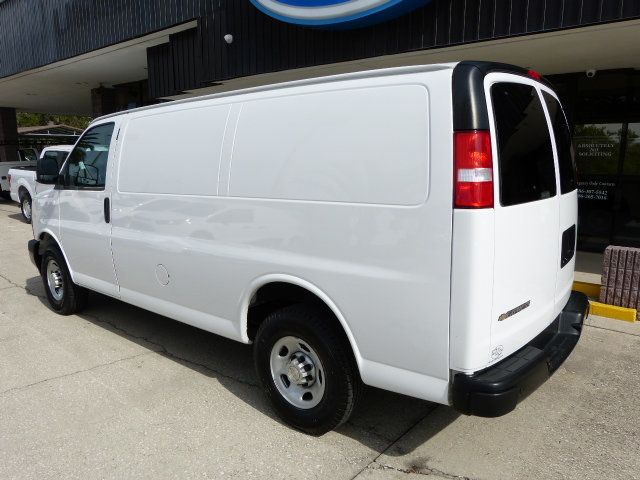 2021 Chevrolet Express Cargo Van 4.3L V6 GAS*2500*135" WB*BULKHEAD & SHELVES PACKAGE! - 22976706 - 2
