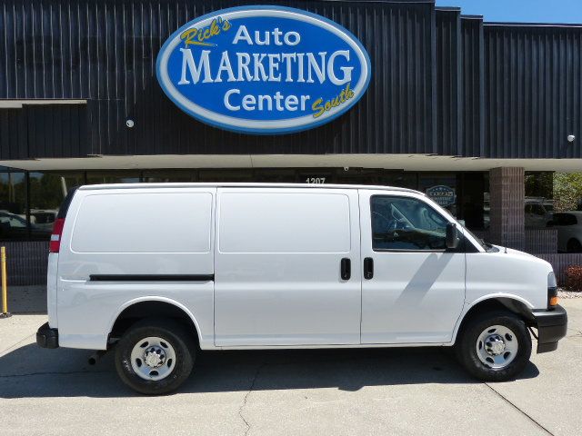 2021 Chevrolet Express Cargo Van 4.3L V6 GAS*2500*135" WB*BULKHEAD & SHELVES PACKAGE! - 22997417 - 3