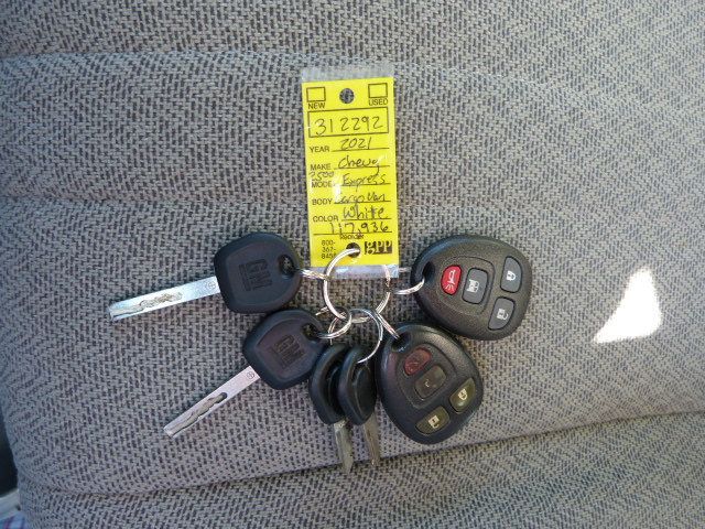 2021 Chevrolet Express Cargo Van 4.3L V6 GAS*2500*135" WB*SHELVES/BINS/LADDER RACK PACKAGE! - 22985019 - 38