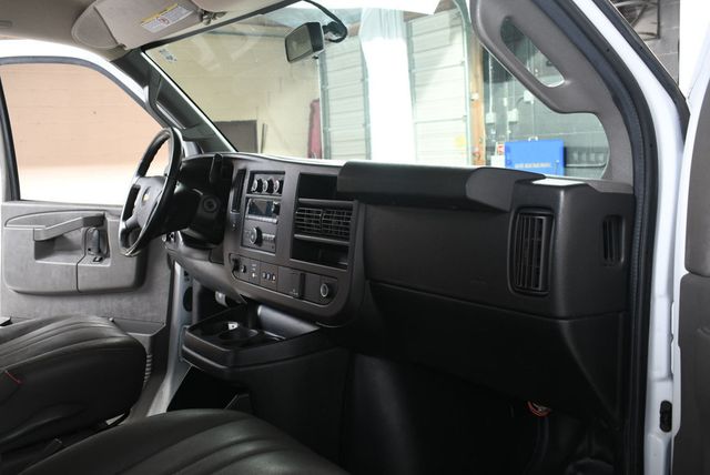 2021 Chevrolet Express Cargo Van Extended 3/4 ton PW, PDL, Keyless, Shelves Rack system - 22771409 - 11