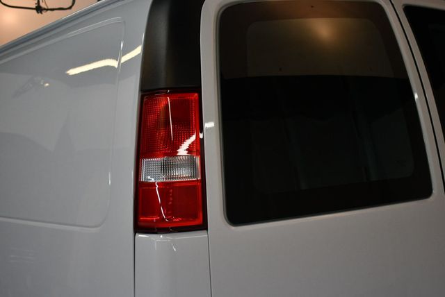 2021 Chevrolet Express Cargo Van Extended 3/4 ton PW, PDL, Keyless, Shelves Rack system - 22771409 - 17