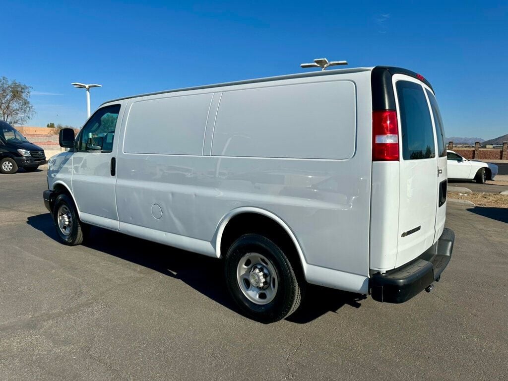 2021 Chevrolet Express Cargo Van RWD 2500 135" - 22732242 - 2