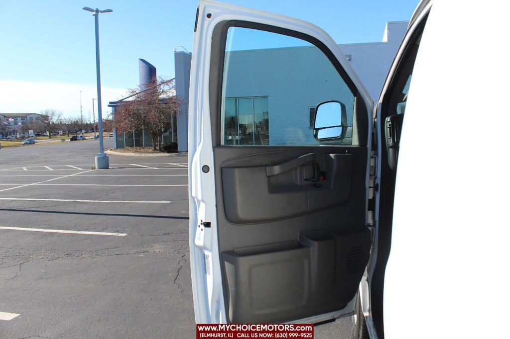 2021 Chevrolet Express Cargo Van RWD 2500 135" - 22318163 - 8