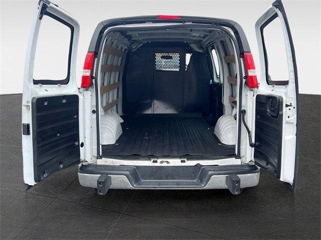 2021 Chevrolet Express Cargo Van RWD 2500 135" - 22986232 - 9