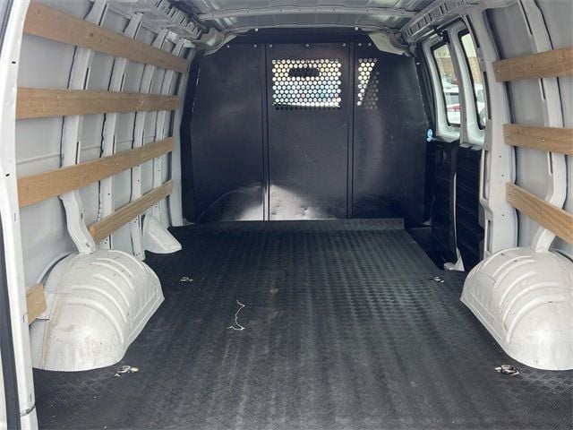 2021 Chevrolet Express Cargo Van RWD 2500 135" - 22986232 - 10