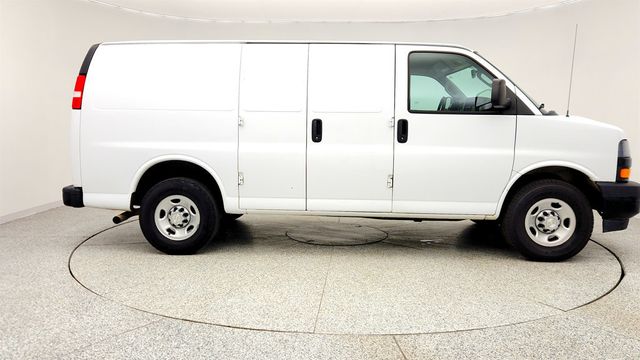 2021 Chevrolet Express Cargo Van RWD 2500 135'' w/ Rear Park Assist & SO MANY SHELVES - 23003338 - 3